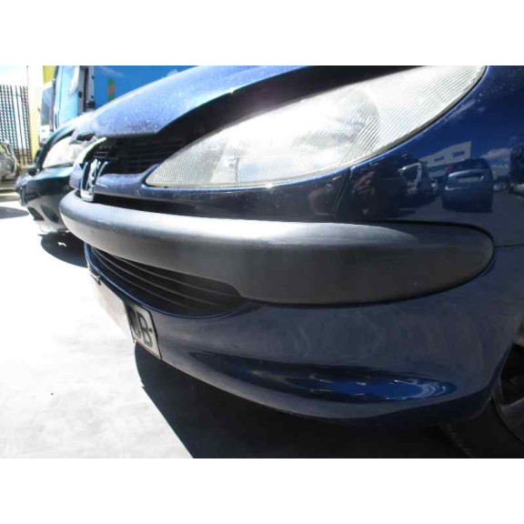 peugeot 206 berlina del año 2002