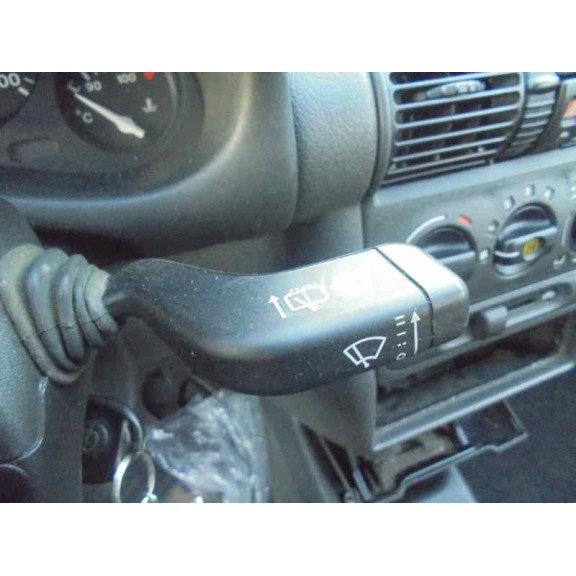 opel corsa b del año 1993