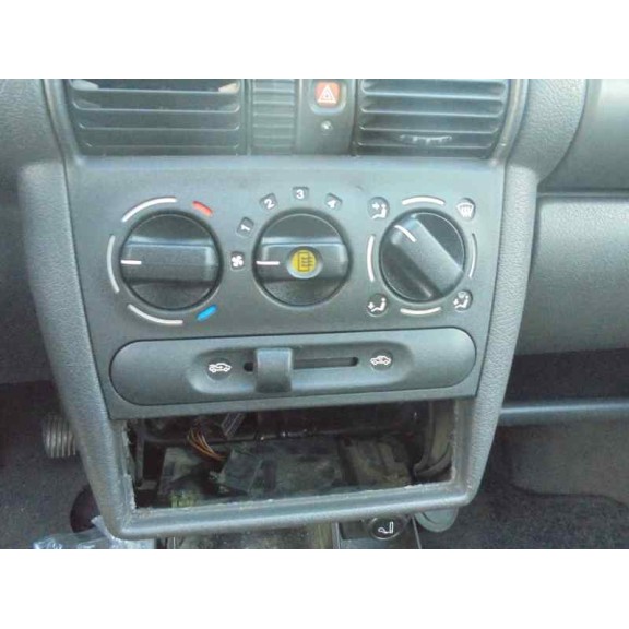 opel corsa b del año 1993