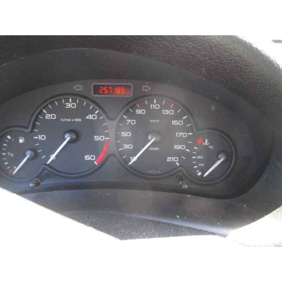 peugeot 206 berlina del año 2002