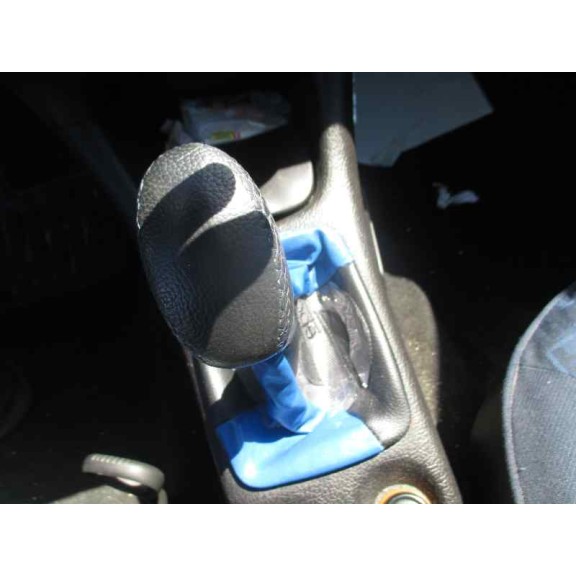 peugeot 206 berlina del año 2002