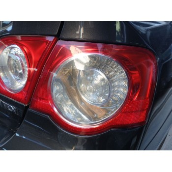 PILOTO TRASERO DERECHO 