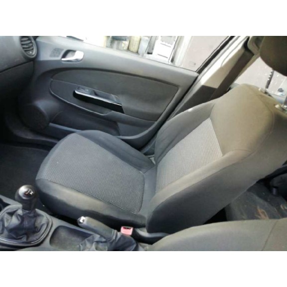 opel corsa d del año 2009