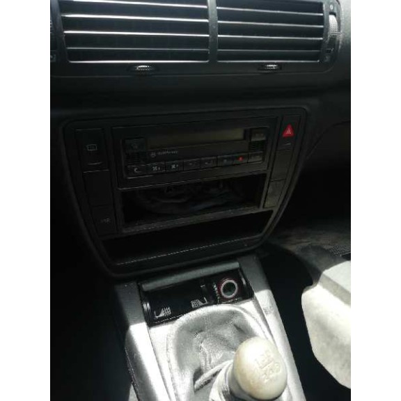 volkswagen passat berlina (3b2) del año 1999