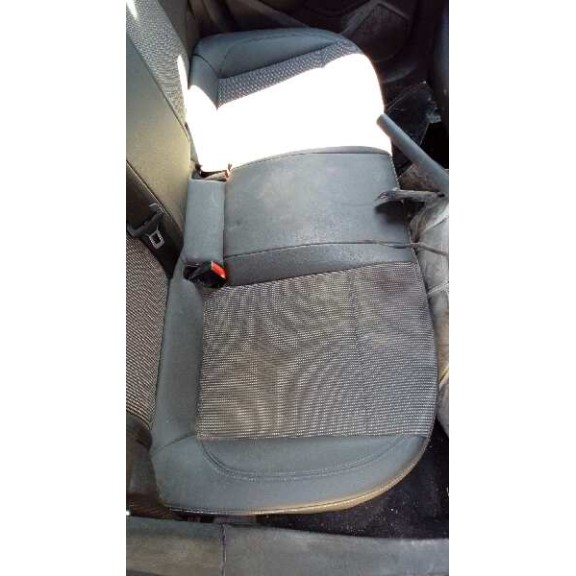 opel astra j lim. del año 2011