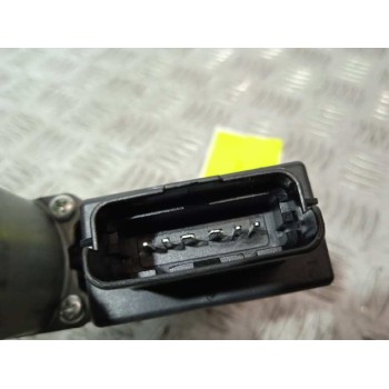 Recambio de motor elevalunas delantero izquierdo para kia cee´d drive referencia OEM IAM 82450A2010  6 PINS