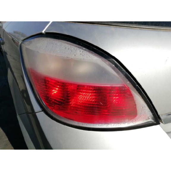 opel astra h berlina del año 2006