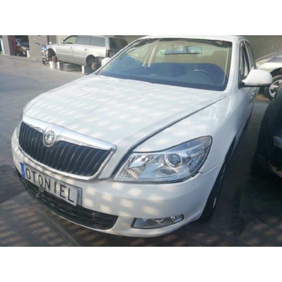 skoda octavia berlina (1z3) del año 2009