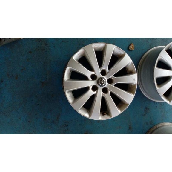 opel astra j lim. del año 2011