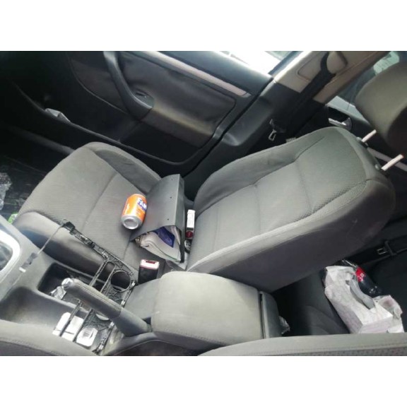 volkswagen golf v berlina (1k1) del año 2007