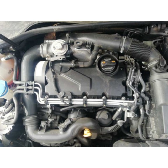 volkswagen golf v berlina (1k1) del año 2007