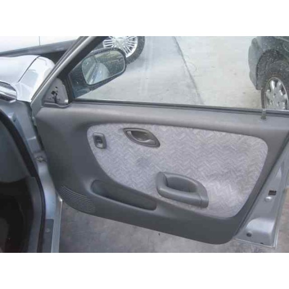 suzuki baleno berlina sy (eg) del año 1999