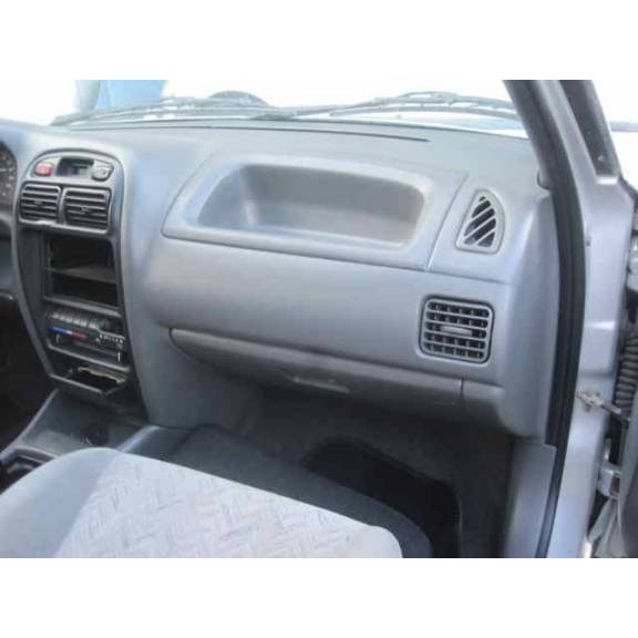 suzuki baleno berlina sy (eg) del año 1999