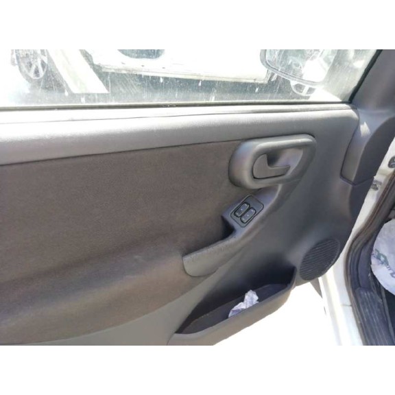 opel corsa c del año 2005