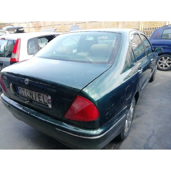 lancia lybra berlina del año 2000