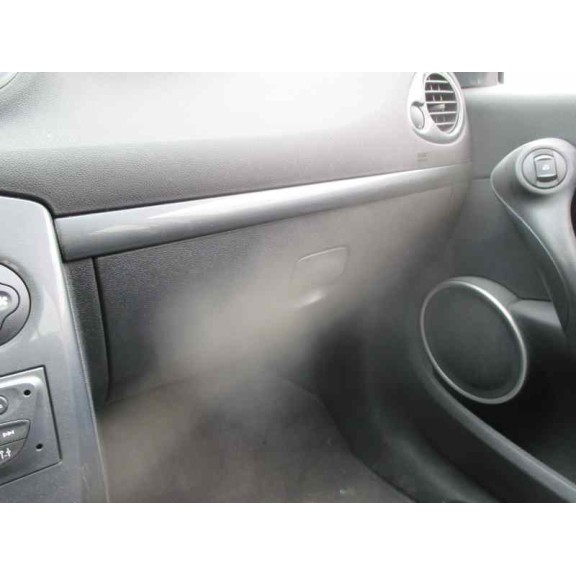 renault clio iii del año 2009