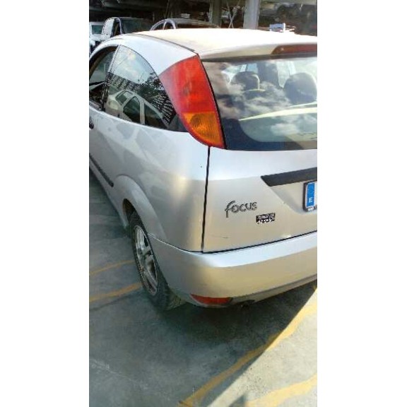 ford focus berlina (cak) del año 1999