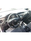 toyota auris del año 2014