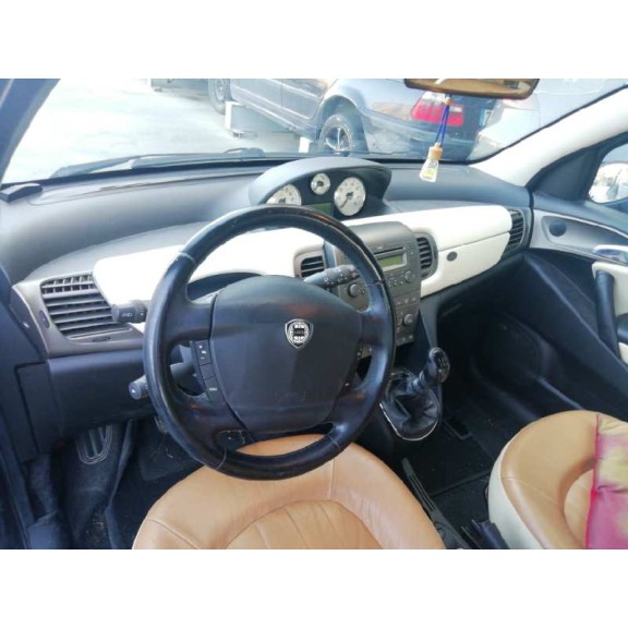 lancia ypsilon (101) del año 2005