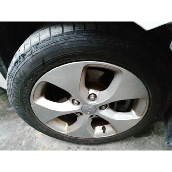 kia carens ( ) del año 2014