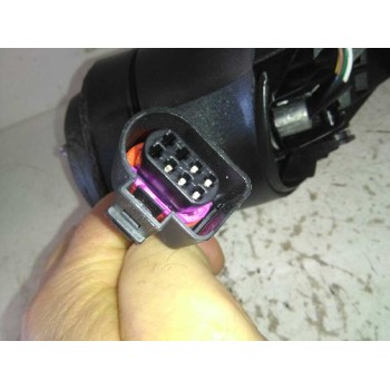 Recambio de retrovisor izquierdo para seat leon (1p1) referencia OEM IAM  NUEVO 5 PINS NO ABATIBLE