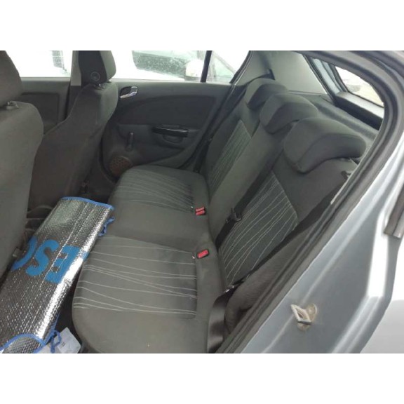 opel corsa d del año 2007