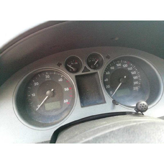 seat ibiza (6l1) del año 2008