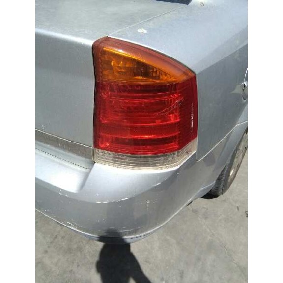 opel vectra c berlina del año 2003