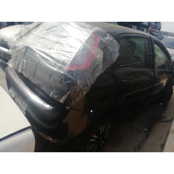 fiat punto (199) del año 2015