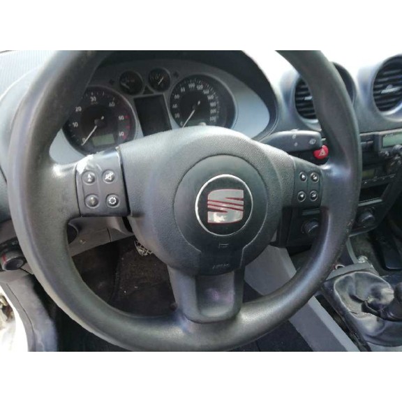 seat ibiza (6l1) del año 2008