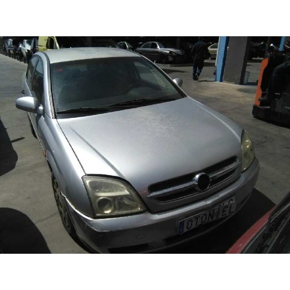 opel vectra c berlina del año 2003
