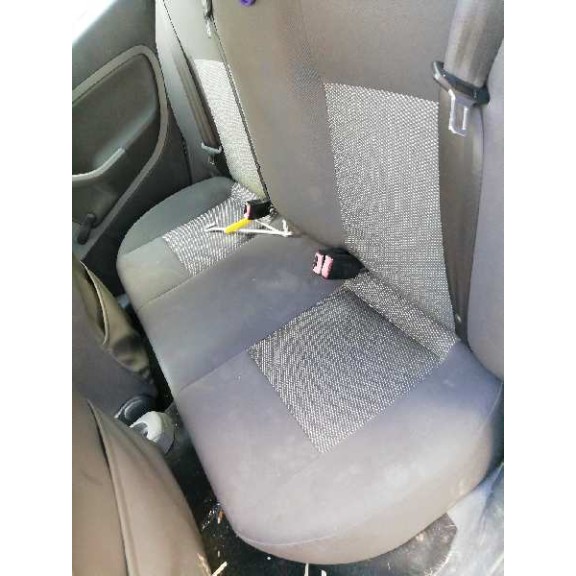 seat ibiza (6l1) del año 2008