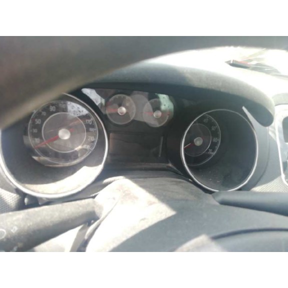 fiat punto (199) del año 2015