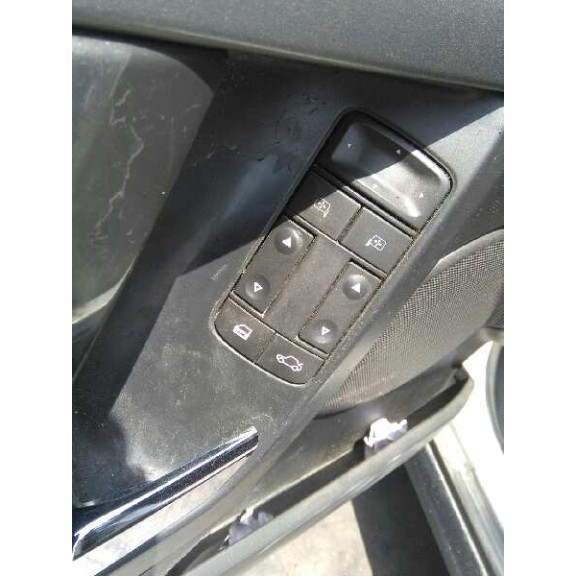 opel vectra c berlina del año 2003