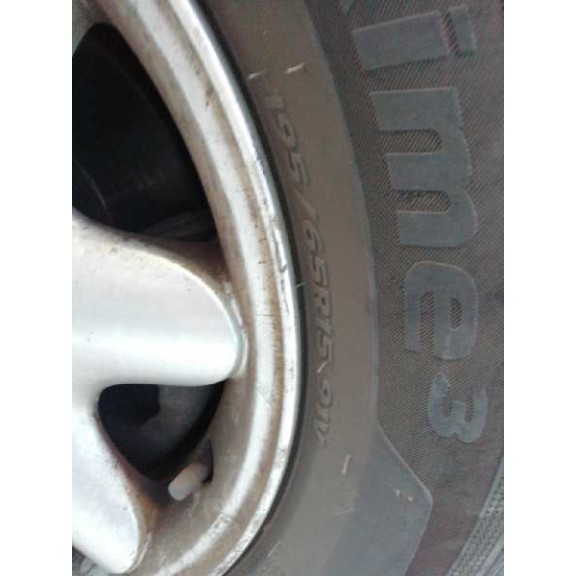 mercedes-benz clase c (w203) berlina del año 2001