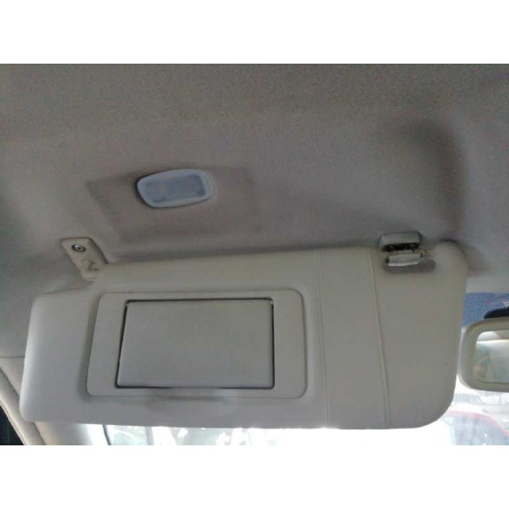 mercedes-benz clase c (w203) berlina del año 2001