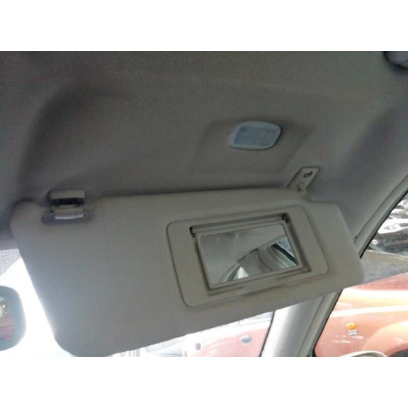 mercedes-benz clase c (w203) berlina del año 2001