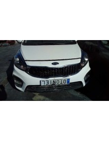 kia carens ( ) del año 2017