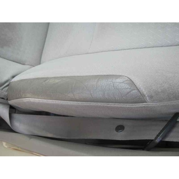 volvo v40 familiar del año 2001