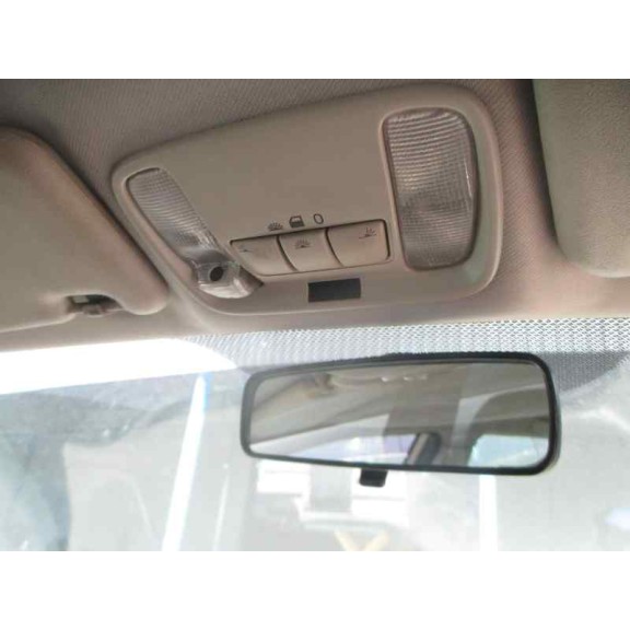 volvo v40 familiar del año 2001