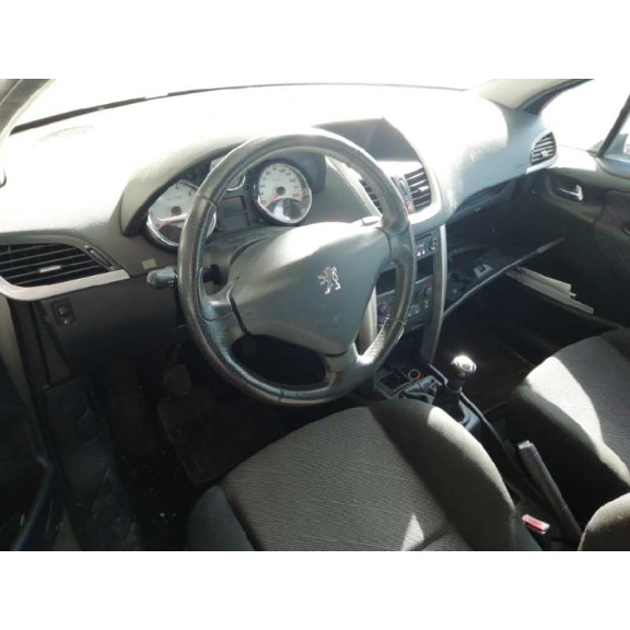peugeot 207 del año 2008