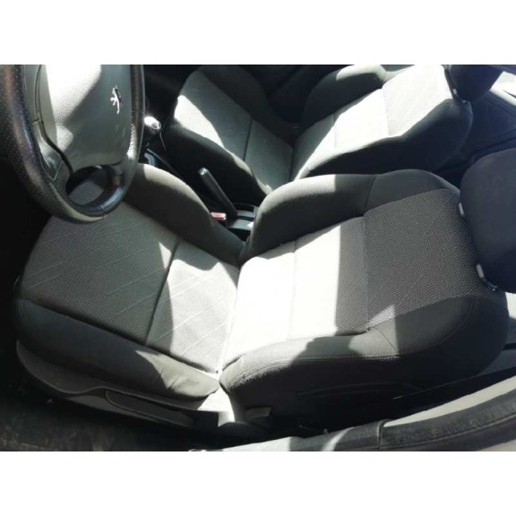 peugeot 207 del año 2008