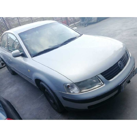 volkswagen passat berlina (3b2) del año 1999