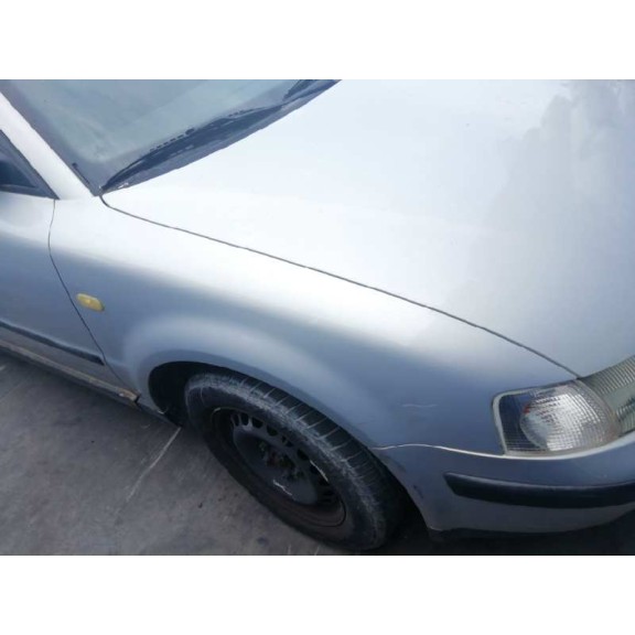 volkswagen passat berlina (3b2) del año 1999