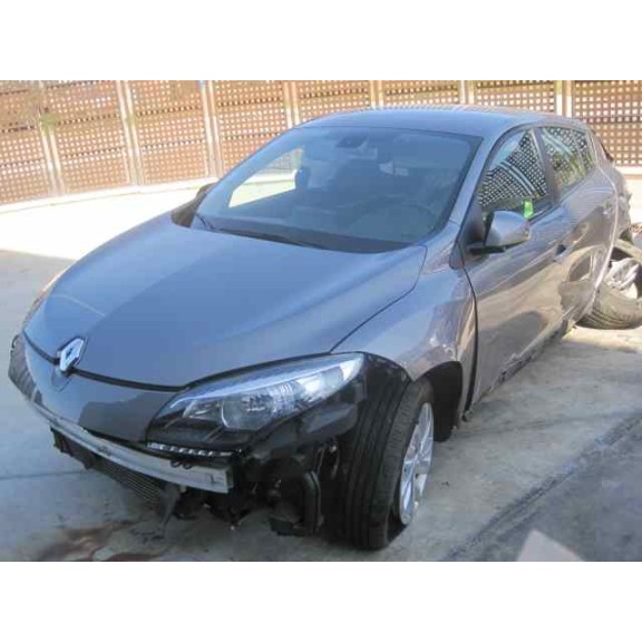 renault megane iii berlina 5 p del año 2013