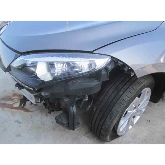 renault megane iii berlina 5 p del año 2013