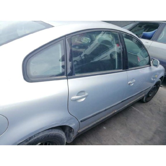 volkswagen passat berlina (3b2) del año 1999