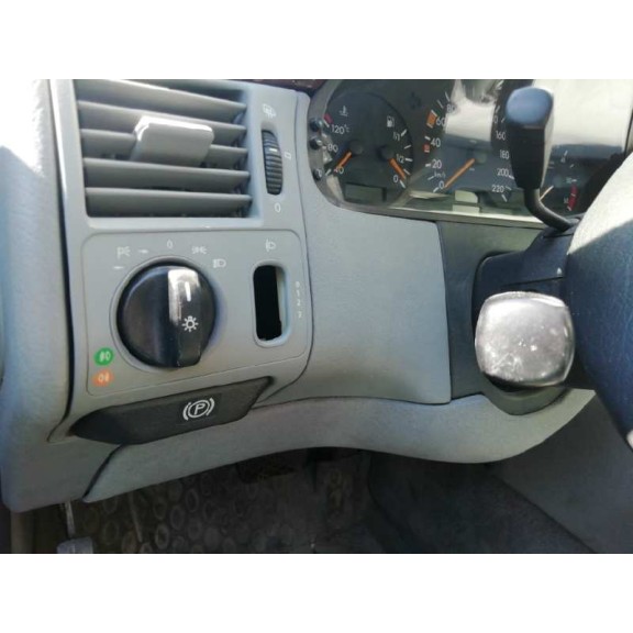 mercedes-benz clase e (w210) berlina diesel del año 1998