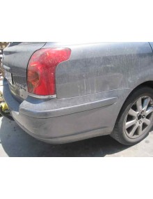 toyota avensis berlina (t25) del año 2005 2