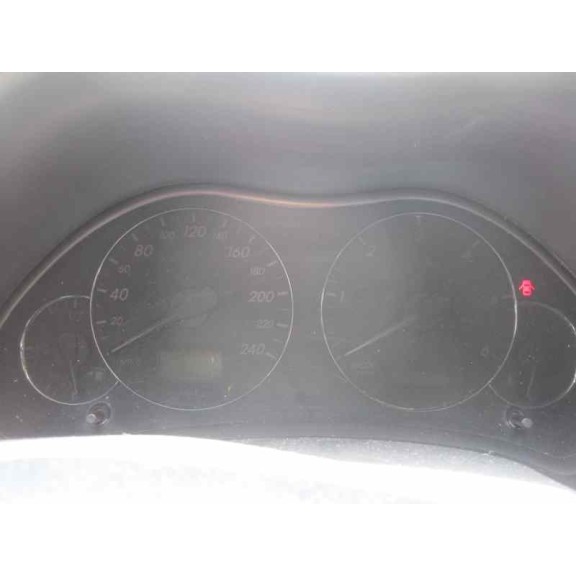 toyota avensis berlina (t25) del año 2005